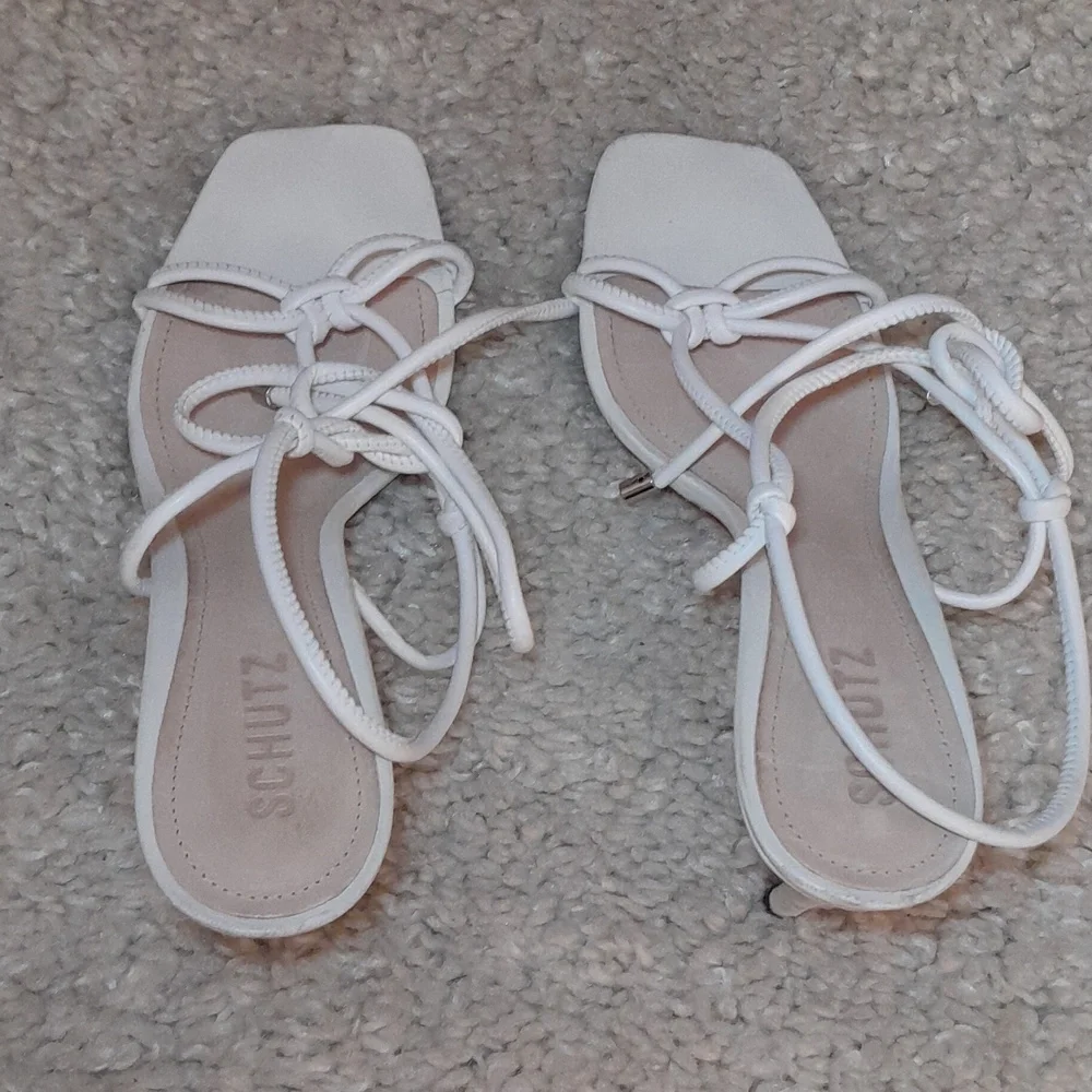 SCHUTZ WHITE belize Knotted Sandals Size 9.5 - Picture 7 of 16